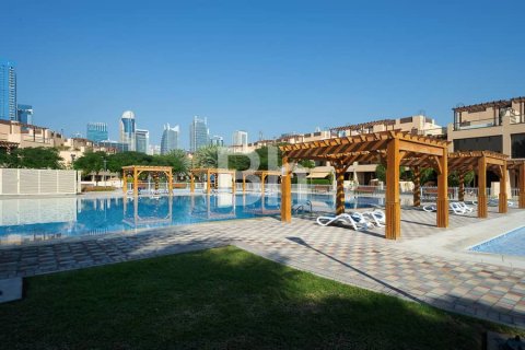 4 bedrooms Townhouse in Jumeirah Islands, UAE No. 64402 6