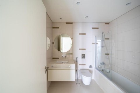 Appartement de 2 chambres à EMAAR Beachfront, UAE No. 88397 6