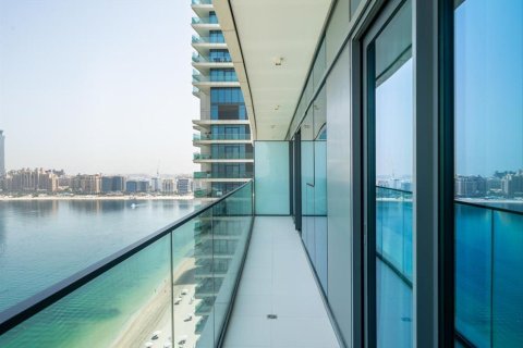 Appartement de 2 chambres à EMAAR Beachfront, UAE No. 88397 9