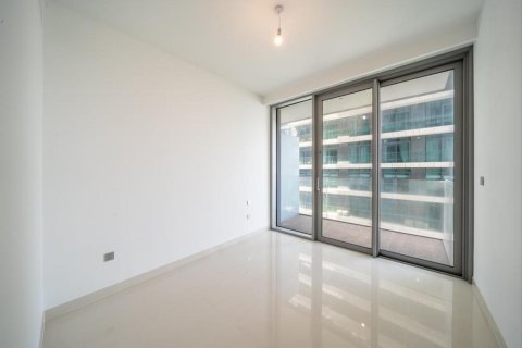 Appartement de 2 chambres à EMAAR Beachfront, UAE No. 88398 15