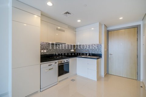 2 bedrooms Apartment in Marasi Business Bay, UAE No. 72982 11