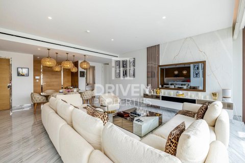 Квартира с 2 спальнями в Atlantis The Royal Residences, ОАЭ №85504 3