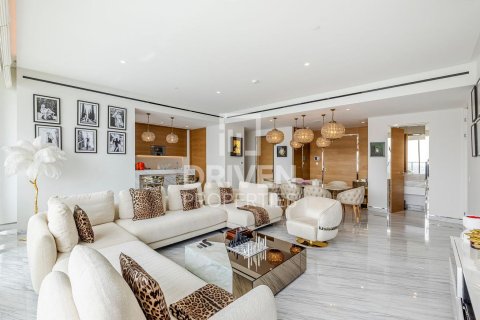 Квартира с 2 спальнями в Atlantis The Royal Residences, ОАЭ №85504 4