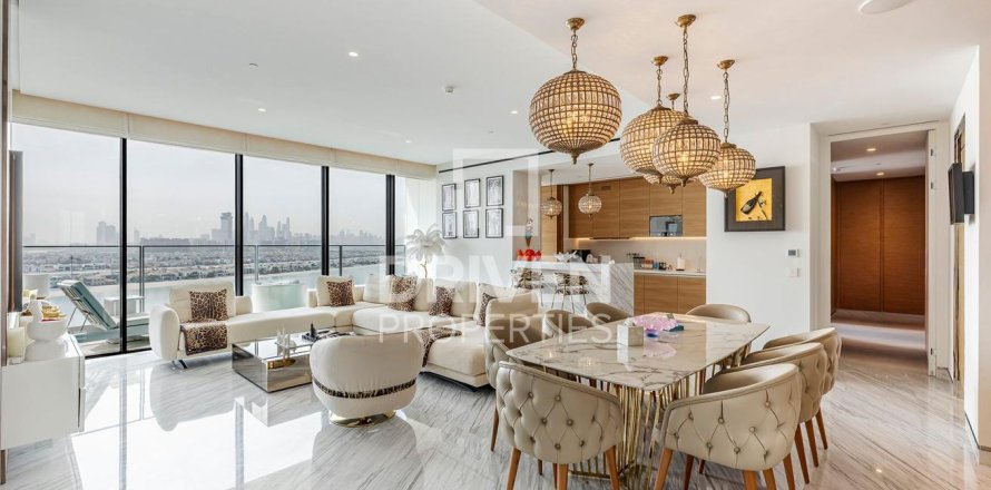 Квартира с 2 спальнями в Atlantis The Royal Residences, ОАЭ №85504