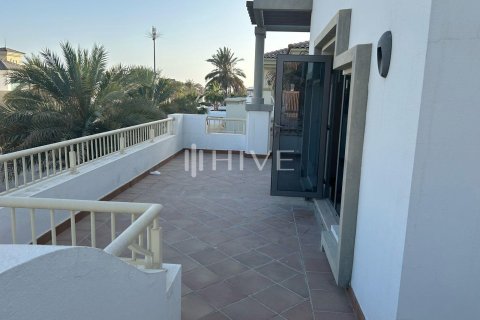 4 bedrooms Villa in Signature Villas, UAE No. 50371 18