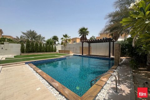 5 غرفة نوم  فيلا في دبي, الإمارات العربية المتحدة رقم 105656 12