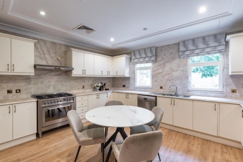 Villa de 5 dormitorios en Garden Homes, UAE No. 102911 6