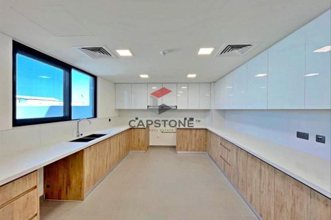 Villa de 5 chambres à Yas Island, UAE No. 86319 14