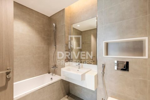 Appartement de 2 chambres à District One, UAE No. 83752 11