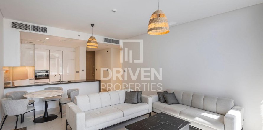 Appartement de 2 chambres à District One, UAE No. 83752