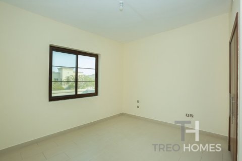 Villa de 3 chambres à Casa, UAE No. 81835 10