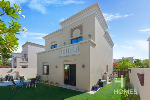 Villa de 3 chambres à Casa, UAE No. 81835 19