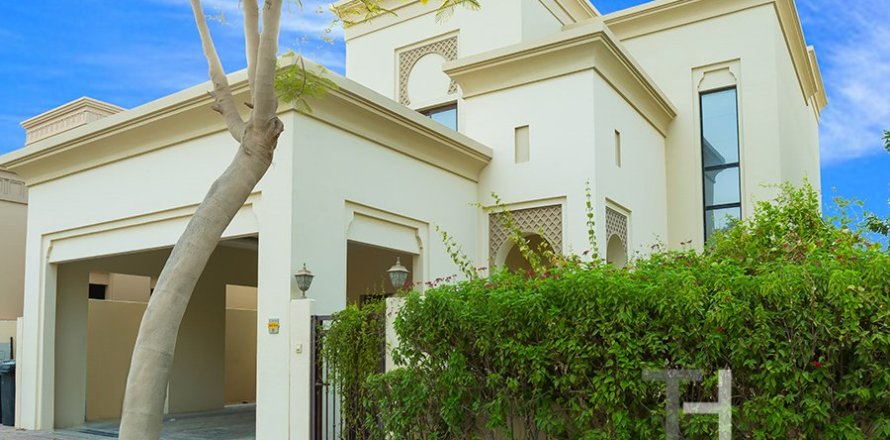 3 غرف نوم فيلا في Casa, الإمارات العربية المتحدة رقم 81835