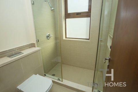 Villa de 3 chambres à Casa, UAE No. 81835 13