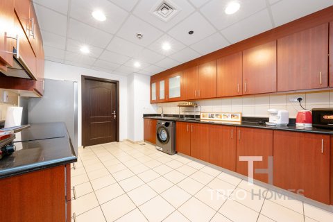 Квартира с 5 спальнями в Джумейра Бич Резиденс, ОАЭ №81823 10