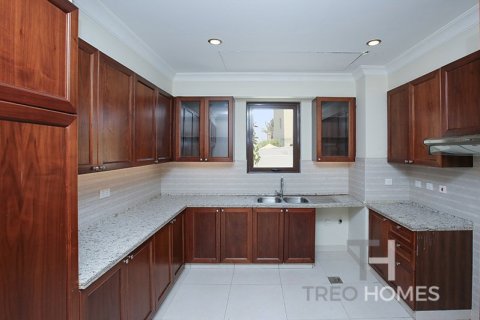 Villa de 5 dormitorios en Palma, UAE No. 81825 4