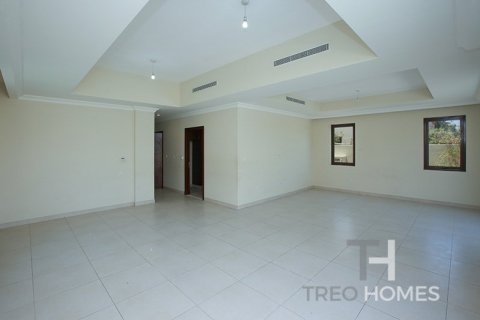 Villa de 5 dormitorios en Palma, UAE No. 81825 3