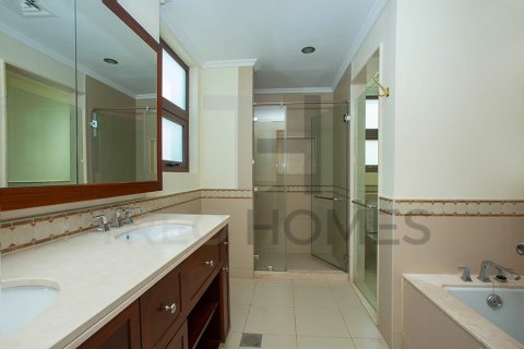 Villa de 5 dormitorios en Palma, UAE No. 81825 19