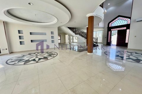 5 bedrooms Villa in Doha, Qatar No. 58386 5