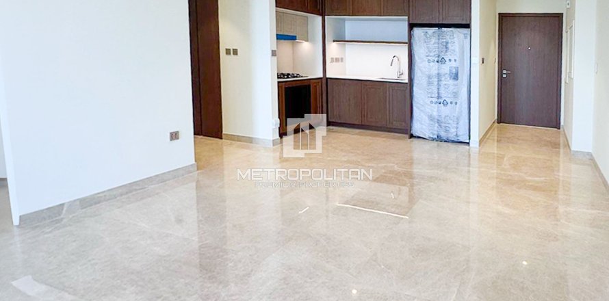 Квартира с 1 спальней в EMAAR Beachfront, ОАЭ №78877