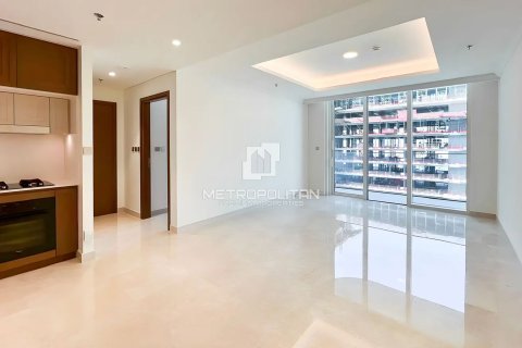 Квартира с 1 спальней в EMAAR Beachfront, ОАЭ №78877 3