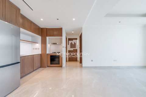 1 bedroom Apartment in EMAAR Beachfront, UAE No. 78877 3