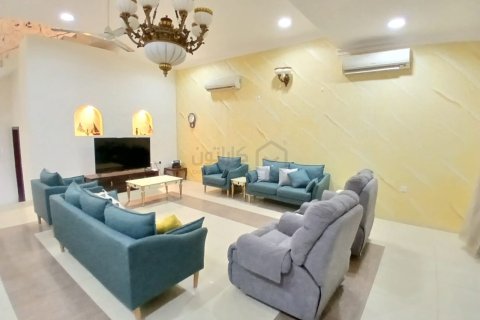 3 bedrooms Villa in Al Hidd, Bahrain No. 66912 2