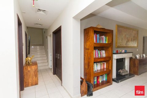 Villa de 5 dormitorios en Dubai, UAE No. 90570 13