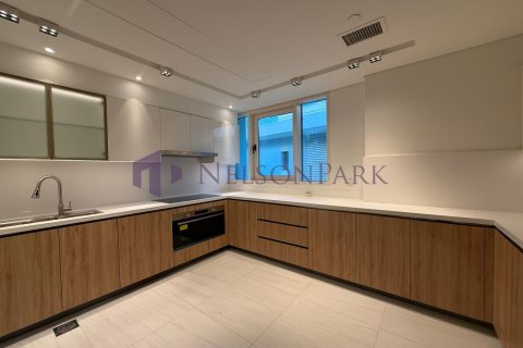 3 bedrooms Apartment in Doha, Qatar No. 58208 3