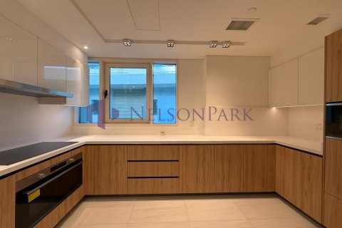 3 bedrooms Apartment in Doha, Qatar No. 58208 5