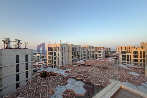 4 bedrooms Apartment in Doha, Qatar No. 58207 9