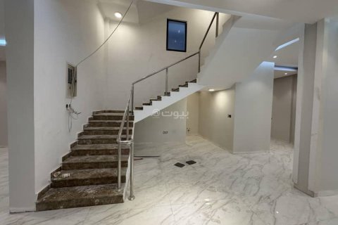 Villa de 5 chambres à Khobar, Saudi Arabia No. 60029 14
