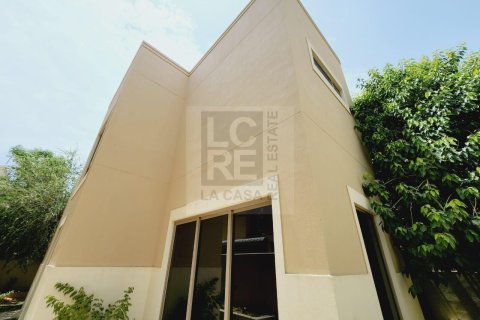 3 غرف نوم فيلا في Al Raha Gardens, الإمارات العربية المتحدة رقم 4803 12