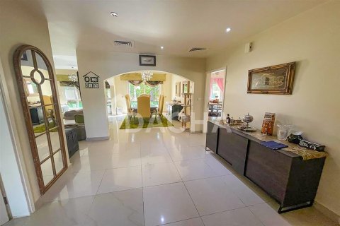 Villa de 5 dormitorios en Meadows 1, UAE No. 25827 4
