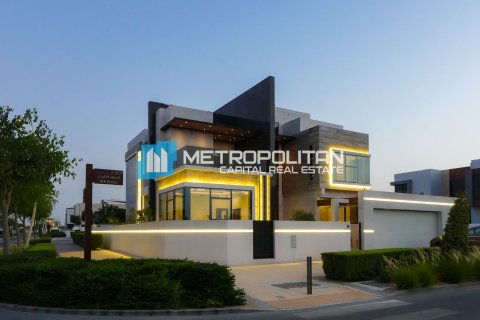 4 bedrooms Villa on the Yas Island, UAE No. 90855 4