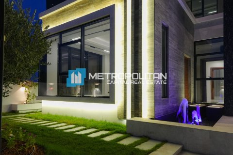 4 bedrooms Villa on the Yas Island, UAE No. 90855 6