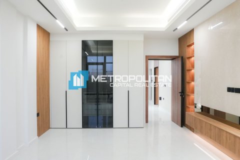 4 bedrooms Villa on the Yas Island, UAE No. 90855 16