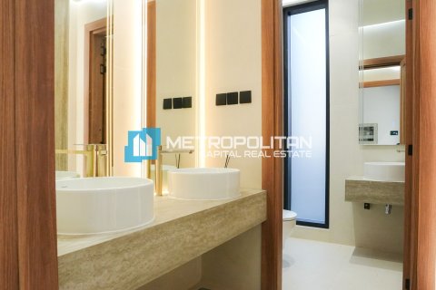 4 bedrooms Villa on the Yas Island, UAE No. 90855 14