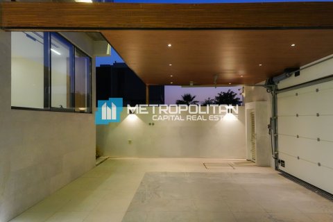 4 bedrooms Villa on the Yas Island, UAE No. 90855 2