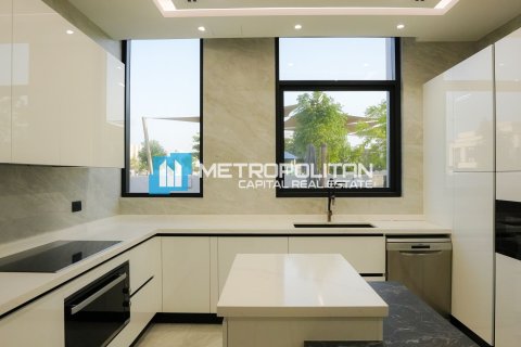 4 bedrooms Villa on the Yas Island, UAE No. 90855 23