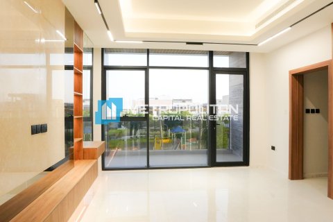 4 bedrooms Villa on the Yas Island, UAE No. 90855 20