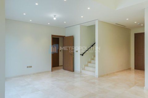 4 bedrooms Villa in Khalifa City, UAE No. 90850 10