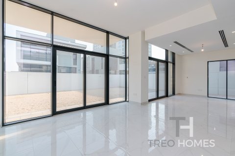 4 غرف نوم فيلا في Al Furjan, الإمارات العربية المتحدة رقم 74020 4