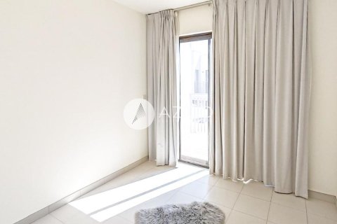 Villa de 3 chambres à EMAAR South, UAE No. 99927 12