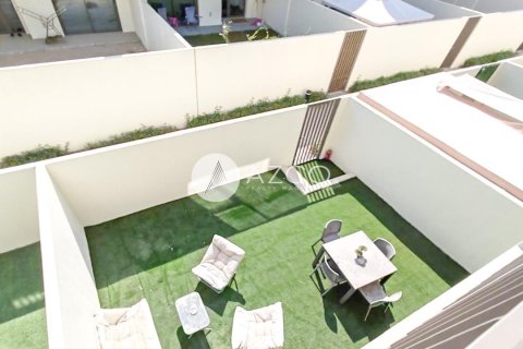 Villa de 3 chambres à EMAAR South, UAE No. 99927 2