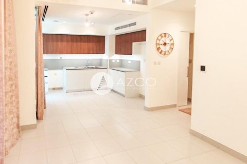 Villa de 3 chambres à EMAAR South, UAE No. 99927 5