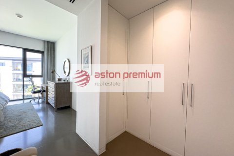 3 bedrooms Apartment in Dubai, UAE No. 101901 10