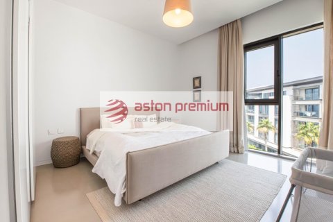 3 bedrooms Apartment in Dubai, UAE No. 101901 8