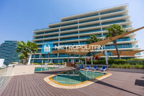 3 bedrooms Apartment in Al Raha Beach, UAE No. 92231 1