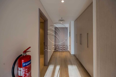Studio Apartment on the Yas Island, UAE No. 91497 7